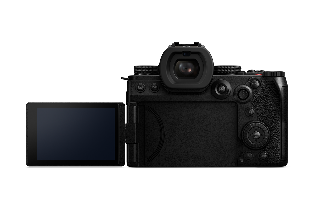 Fujifilm announces new X-T5 mirrorless camera - Videomaker